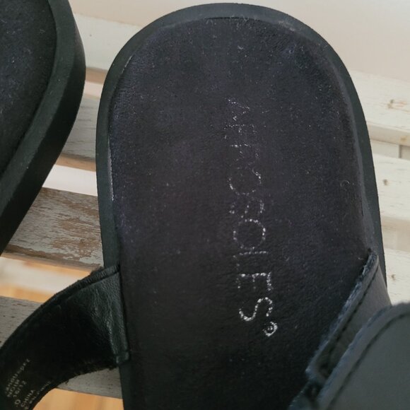 Black Leather Aerosoles Sandals-Size 7 - Picture 8 of 9